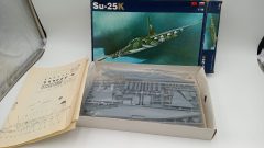 OEZ Su-25K 1/48, confezione lievemente usurata - scala 1:48