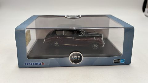 Oxford Collectible Austin Pricess Black Royal Claret Royal Family 1/43