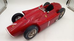 Ferrari D50 J.M. Fangio WC 1956 1/8, realizzata a mano dall'artigiano Pelloni Allegro, in perfette condizioni - scala 1:8