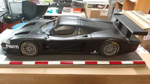 Maserati MC12 Carbonio Test Michael Schumacher 1/8