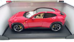 Polistil Ferrari Purosangue 2022 1/18, rosso corsa 322 - foto 3