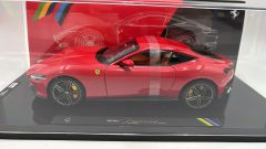 Polistil Ferrari Roma 2019 1/18 Rosso Corsa 322, con teca - foto 4