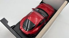 Polistil Ferrari Roma 2019 1/18 Rosso Magma - foto 5