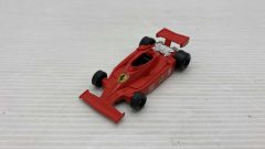 Ferrari F1 1/55, senza scatola originale, segni di usura del tempo - scala 1:55