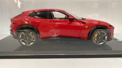 Polistil Ferrari Purosangue 2022 con teca 1/18 Rosso Corsa - foto 4