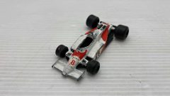 Polistil McLaren MP4 F1 1/55, senza scatola originale, segni di usura del tempo, alettone posteriore mancante - scala 1:55
