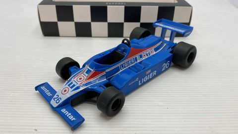 Polistil Talbot Ligier JS 17 F1 1/23, segni di usura del tempo, decal rovinate, senza scatola originale