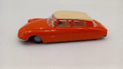 Politoys APS Citroen D.S. 19 1/41, cofano crepato, telaio staccato, da sistemare, senza scatola originale - foto 3