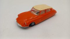 Politoys APS Citroen D.S. 19 1/41, cofano crepato, telaio staccato, da sistemare, senza scatola originale - scala 1:41