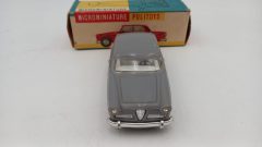 Politoys APS Alfa Romeo Giulietta T.I. 1/41, montante parabrezza rotto, tettuccio segnato - foto 2