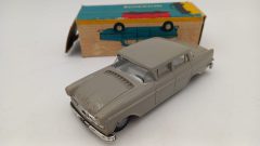 Politoys APS Opel Kapitan (L) 1/41, mascherina anteriore e paraurti rovinati, bagagliaio macchiato - scala 1:41