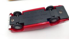 Politoys APS Alfa Romeo 2000 Spyder 1/41, modello con normali segni del tempo, confezione lievemente usurata ed aperta da un lato - foto 6