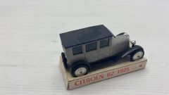 Minialuxe Citroen B2 1925 1/43 senza scatola originale, leggeri segni di usura - foto 2