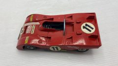 Politoys Ferrari 312 PB 1/32 con segni di usura e decals rovinate, senza scatola originale - foto 2