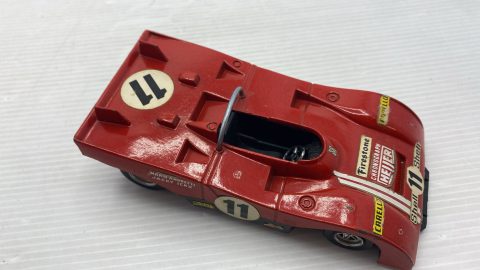 Politoys Ferrari 312 PB 1/32 con segni di usura e decals rovinate, senza scatola originale
