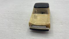 Politoys Fiat 1800 1/41 modellino vissuto e con segni di usura e vernice rovinata, senza scatola originale - foto 4