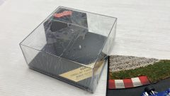 Quartzo Tyrrell 003 Francois Cevert Winner USA GP 1971 1/43 con diorama - foto 2