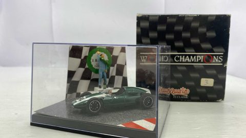 Quartzo Cooper Climax T51 Jack Brabham World Champion 1959 1/43, scatola che risente del passare del tempo
