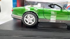 RC2 Jaguar XKR Roadster 007 1/18 Scatola Molto usurata - foto 5