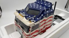Road Kings Kenworth K100 Aerodyne Tractor Truck 1976 1/18 - foto 6
