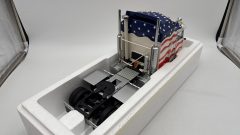 Road Kings Kenworth K100 Aerodyne Tractor Truck 1976 1/18 - foto 5
