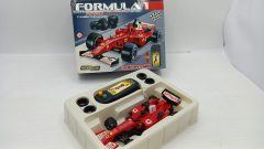 Ferrari Formula 1 con filoguida 1/32, con possibilità di cambio pneumatici - scala 1:32