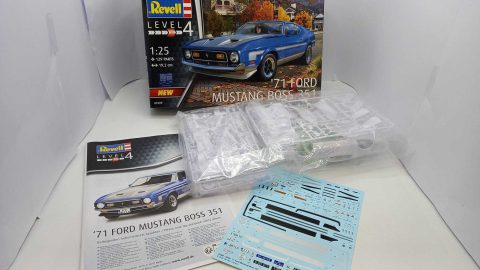 Revell Ford Mustang Boss 351 1971 1/25