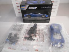 Revell Ford GT 2017 easy-click system 1/24 - scala 1:24