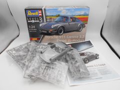Revell Porsche 911 Carrera 3.2 coupé (g-model) 1/24 - scala 1:24