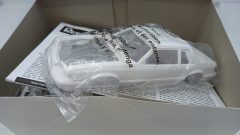 Revell Ford Mustang LX 5.0 1990 1/25, 2in1 doppia versione, kit di montaggio completo, confezione lievemente usurata - foto 2