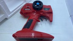X.Q.Toys Ferrari 248 F1 radio comandata, completa di tutto, parti ingiallite, scatola rovinata, normali segni del tempo 1/10 - foto 2