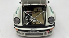 Schuco Kremer Porsche 934 RSR 1976 1/18 - foto 5