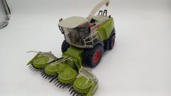 Siku trinciacaricatore Claas Jaguar 960 1/32, in ottime condizioni, senza scatola originale - scala 1:32