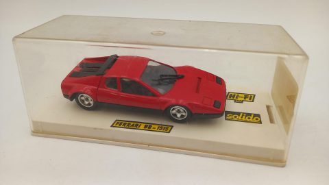 Solido Ferrari 512 BB 1/43, teca lievemente segnata, senza scatola originale