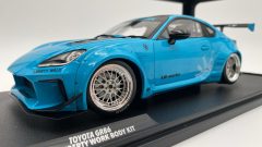 Solido Toyota GR86 with Liberty Walk Body Kit 2024 1/18 - foto 3
