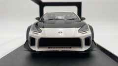 Solido Toyota GR86 with Liberty Walk Body Kit 2024 1/18 - foto 2