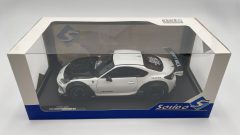 Solido Toyota GR86 with Liberty Walk Body Kit 2024 1/18 - scala 1:18