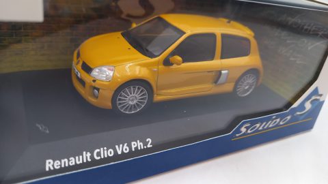 SOLS4318102 Solido Renault Clio V6 PH.2 2003 1/43