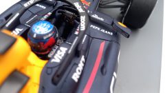 Sparkmodel Oracle Red Bull RB20 Max Verstappen WC Las Vegas 2024 1/18, teca e scatola rotta come si vede in foto - foto 6