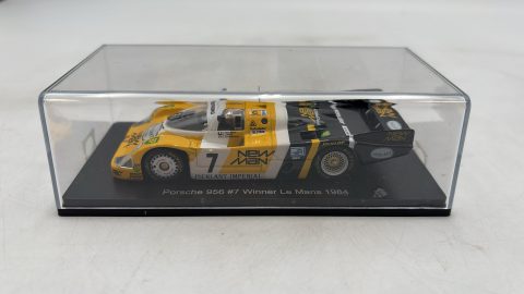 Porsche 956 Winner 24h Le Mans 1984 1/43 senza scatola originale