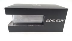 Spark Mercedes EQS SUV 1/43 - foto 3