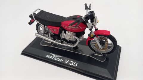 Starline Moto Guzzi V 35 1/24, senza scatola originale