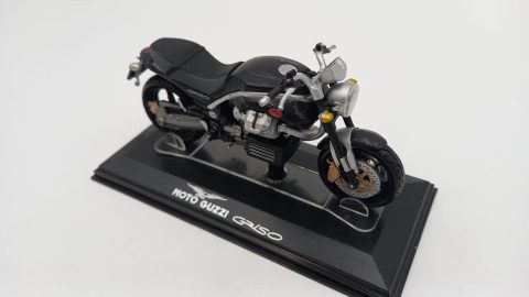 Starline Moto Guzzi Griso 1/24, senza scatola originale