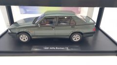 Triple 9 Alfa Romeo 75 1988 1/18 - foto 3