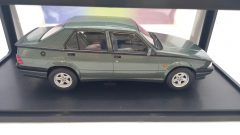 Triple 9 Alfa Romeo 75 1988 1/18 - foto 5