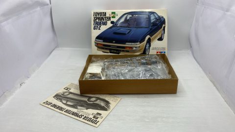Tamiya Toyota Sprinter Trueno GT-Z 1/24 kit di montaggio