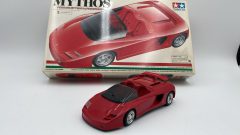 Tamiya Ferrari Mythos 1/24 kit montato, manca vetro fanale sinistro - scala 1:24