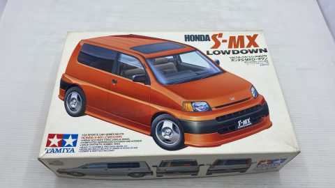 Tamiya Honda S-MX Lowdown 1/24 kit di montaggio