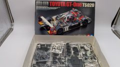 Tamiya Toyota GT-One TS020 Full View Kit di montaggio 1/24 - scala 1:24