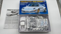 Tamiya Porsche 911 GT2 Road Version 1/24 kit di montaggio - scala 1:24
